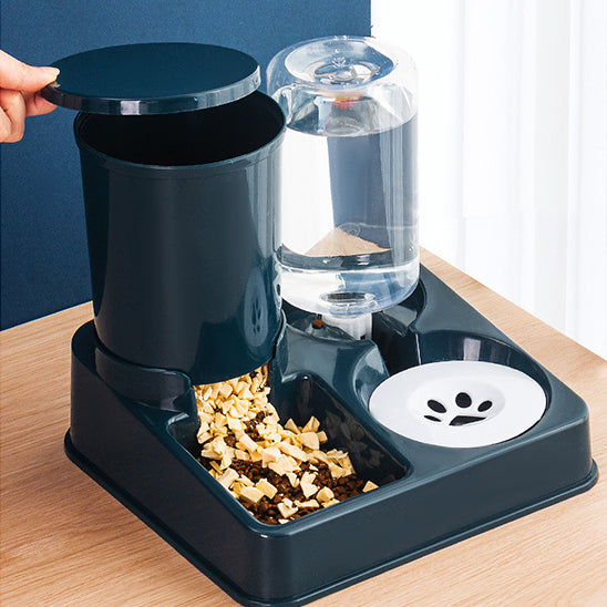 distributeur de croquette avec fontaine a eau