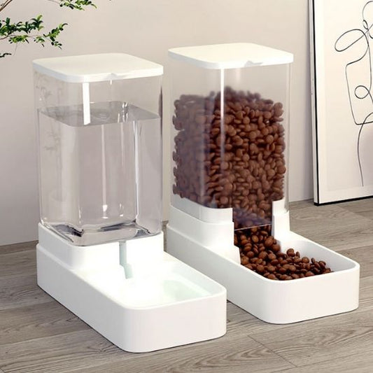 distributeur de croquette pour chat avec fontaine a eau pour chat